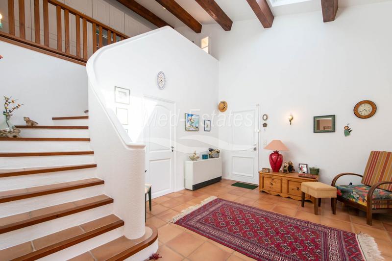 Villa - 240 m² - 5 pièces