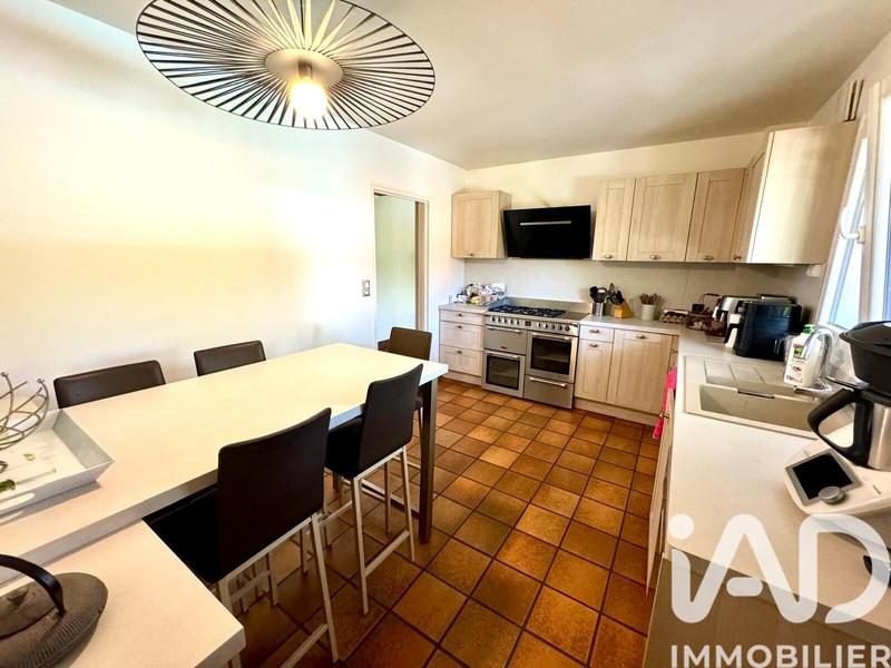 Maison - 175 m² - 6 pièces