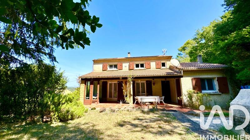 Maison - 166 m² - 6 pièces