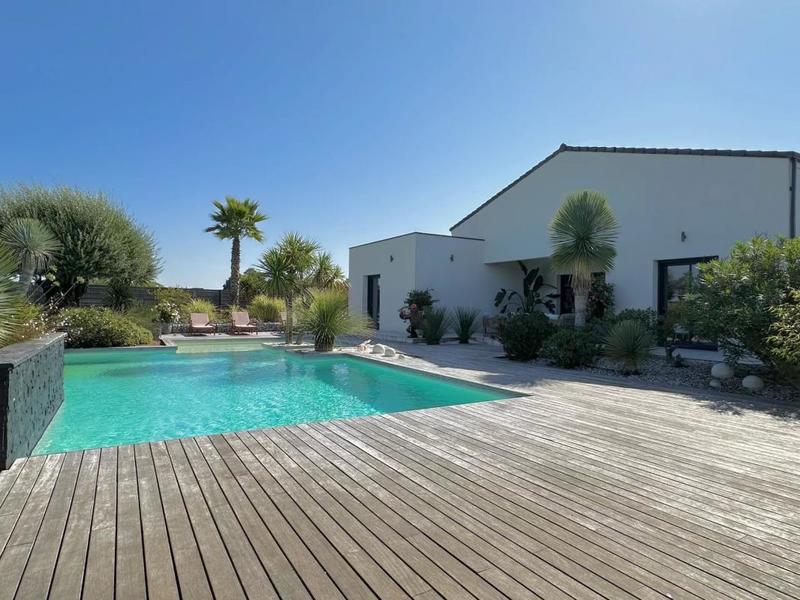 Villa - 186 m² - 13 pièces