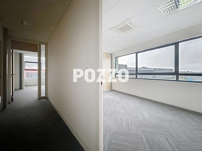 Bureau - 118 m² - 4 pièces