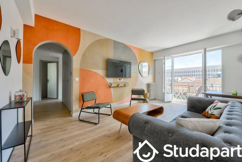 Chambre - 13 m² - 1 pièce