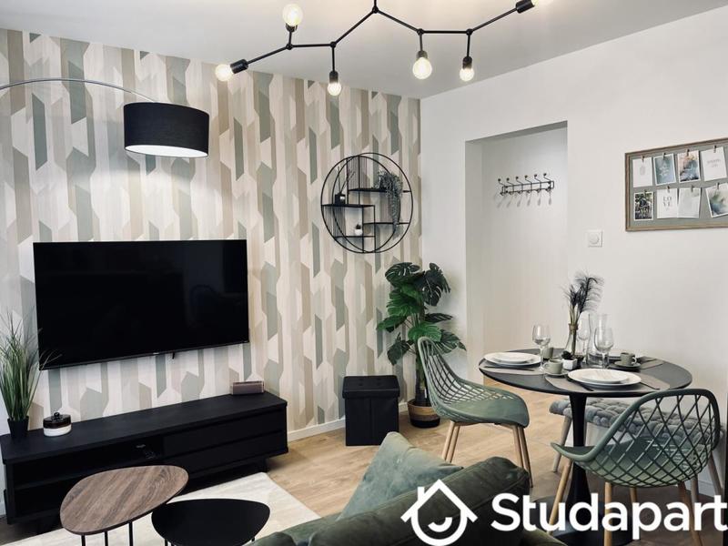 Chambre - 11 m² - 1 pièce