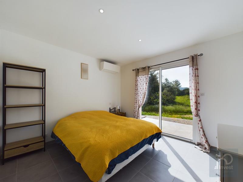 Villa - 100 m² - 4 pièces