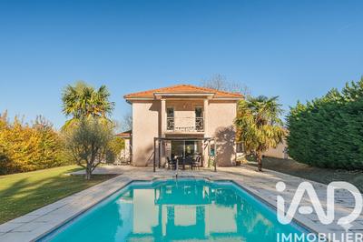 Maison - 134 m² - 3 pièces