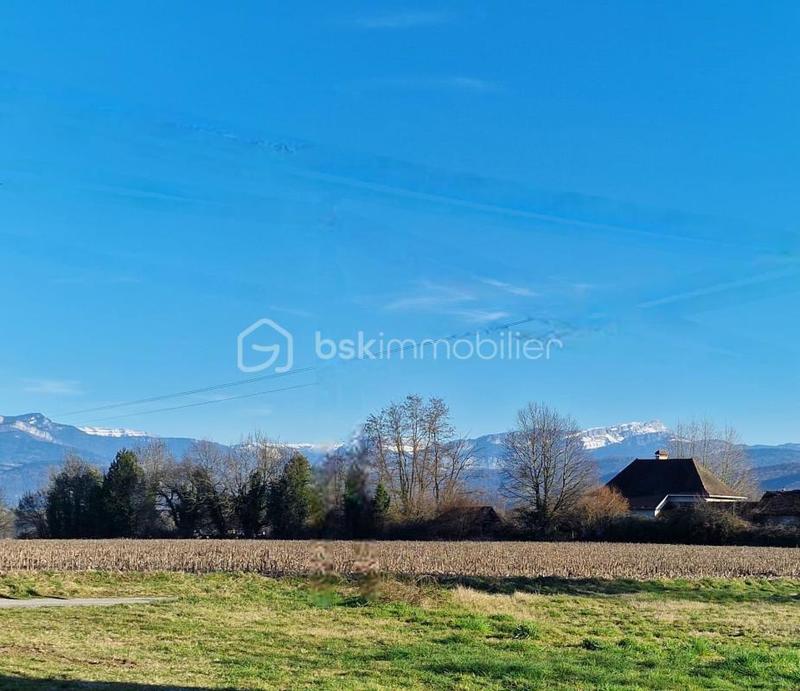 Grange - 214 m² - 1 pièce