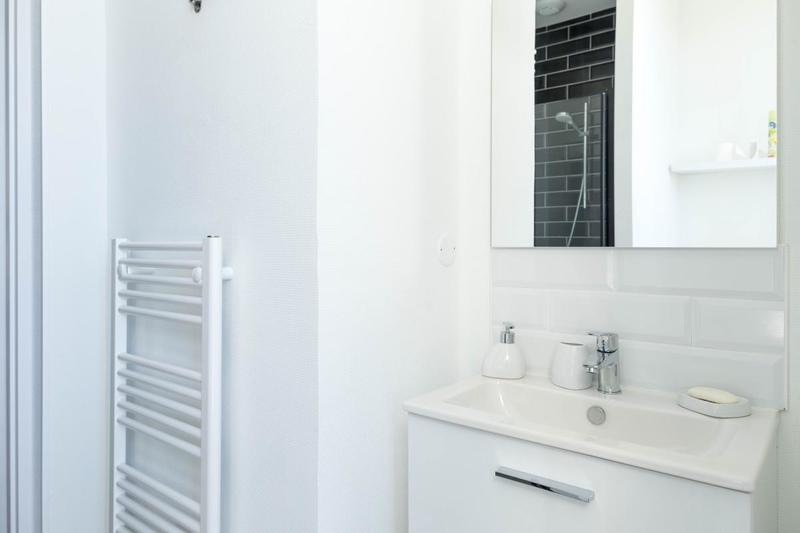 Chambre - 124 m² - 1 pièce