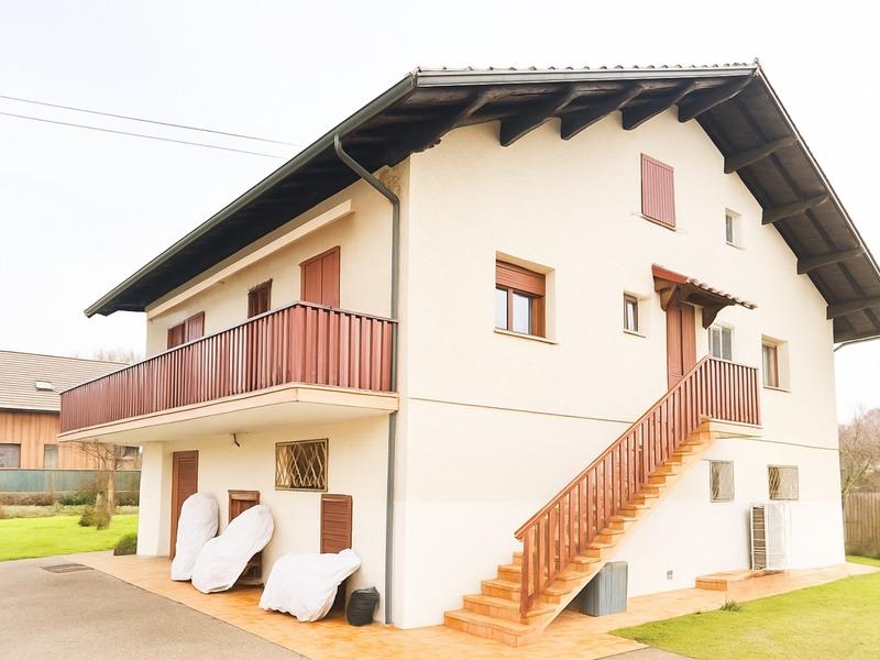 Maison - 162 m² - 7 pièces