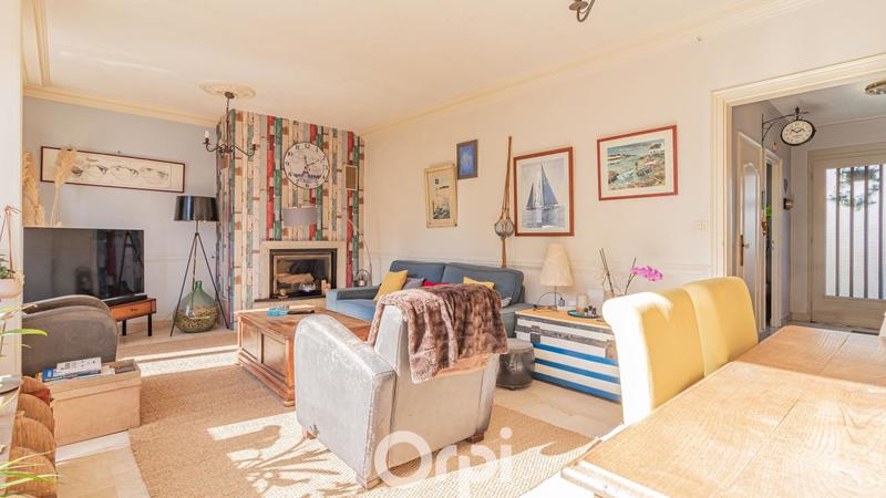 Maison - 104 m² - 5 pièces