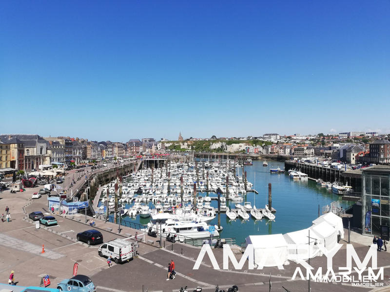 Duplex - 74 m² - 4 pièces