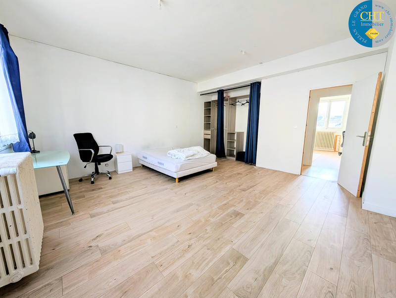 Maison - 197 m² - 8 pièces