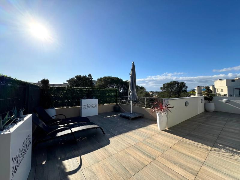 Appartement - 103 m² - 4 pièces