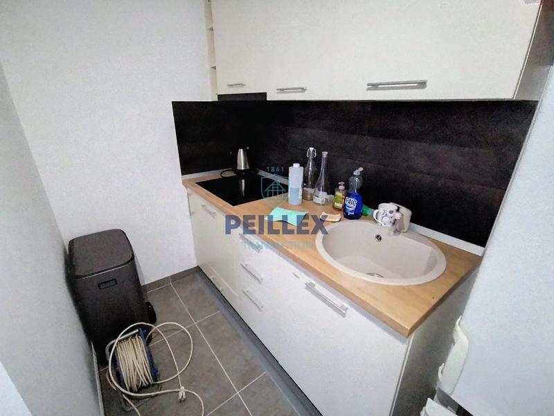 Local commercial - 83 m²