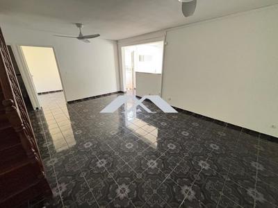 Maison traditionnelle - 80 m² - 4 pièces