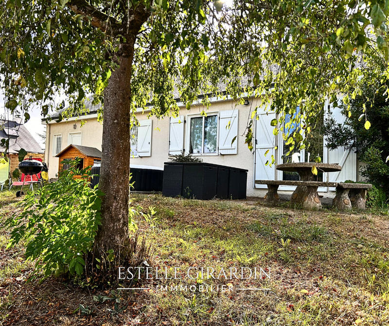 Maison - 93 m² - 4 pièces