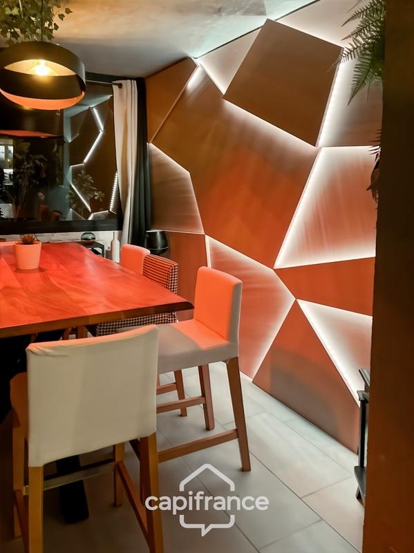 Appartement - 81 m² - 4 pièces