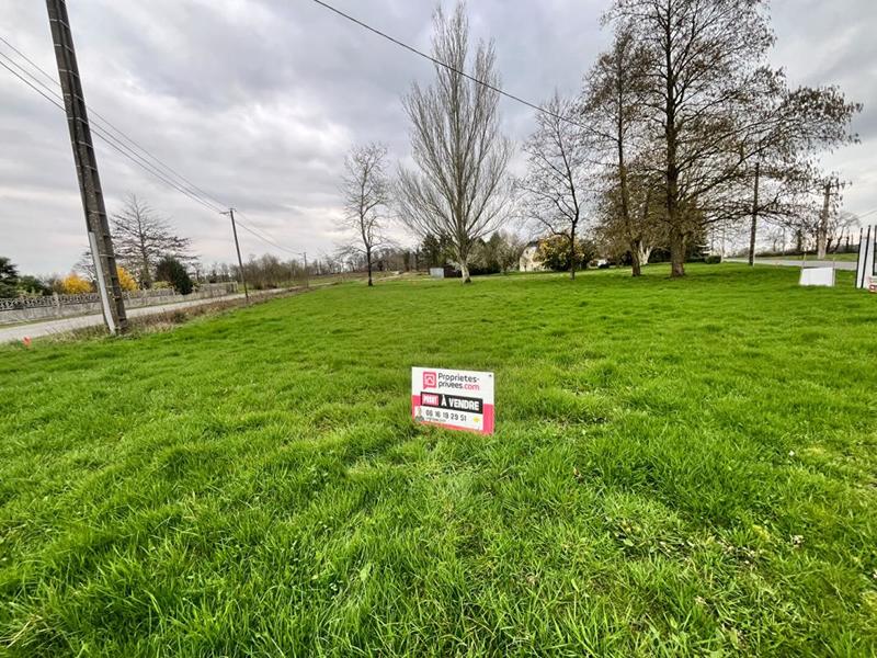 Terrain constructible - 706 m²