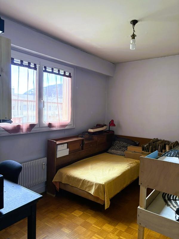 Appartement - 97 m² - 4 pièces