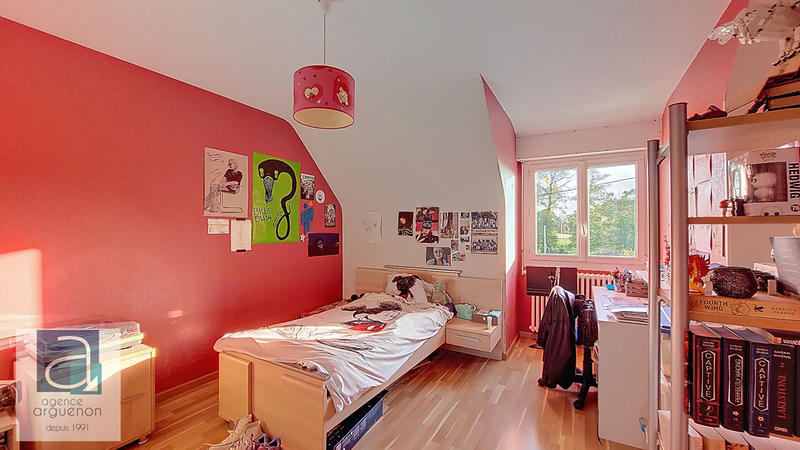 Maison - 140 m² - 7 pièces