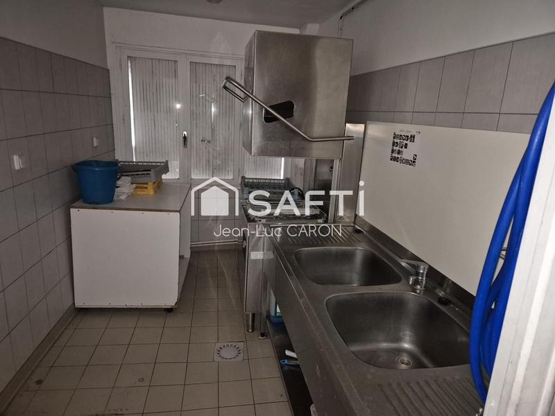 Local commercial - 449 m² - 20 pièces