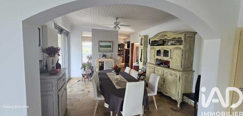 Maison de maîtres - 302 m² - 8 pièces