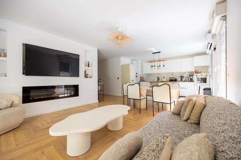 Appartement - 81 m² - 4 pièces