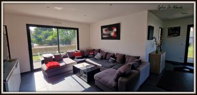 Maison - 141 m² - 6 pièces