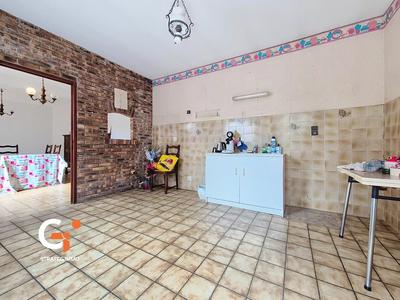 Maison - 107 m² - 6 pièces