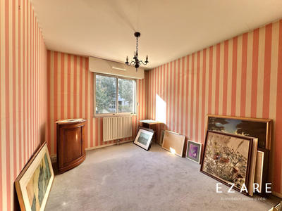 Appartement - 97 m² - 5 pièces