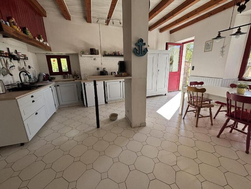 Maison - 170 m² - 5 pièces