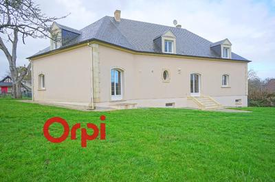 Maison - 248 m² - 5 pièces