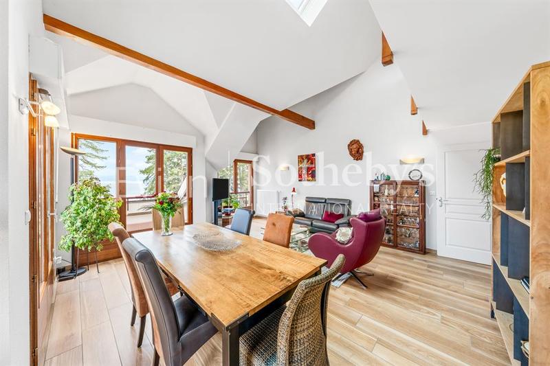 Appartement - 125 m² - 5 pièces