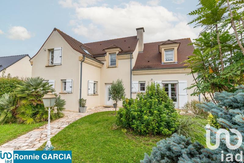 Maison - 176 m² - 7 pièces