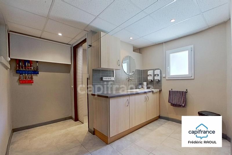 Maison - 151 m² - 7 pièces