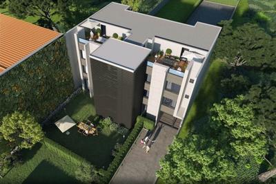 Studio - 80 m² - 3 pièces