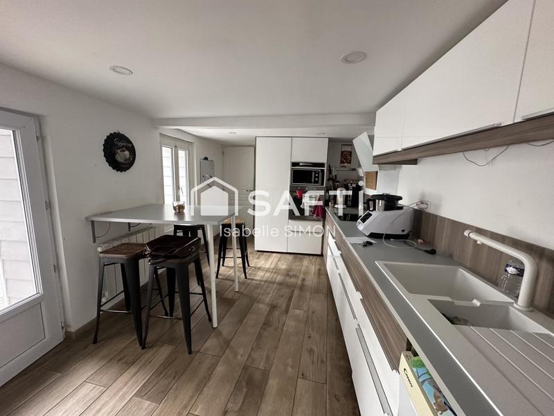 Maison - 128 m² - 5 pièces