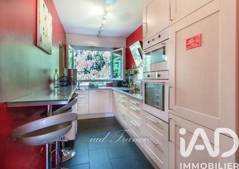 Appartement - 100 m² - 5 pièces