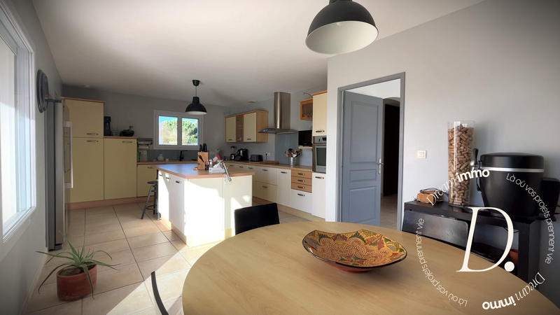 Maison - 162 m² - 5 pièces