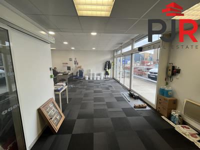 Local d'activités - 642 m²