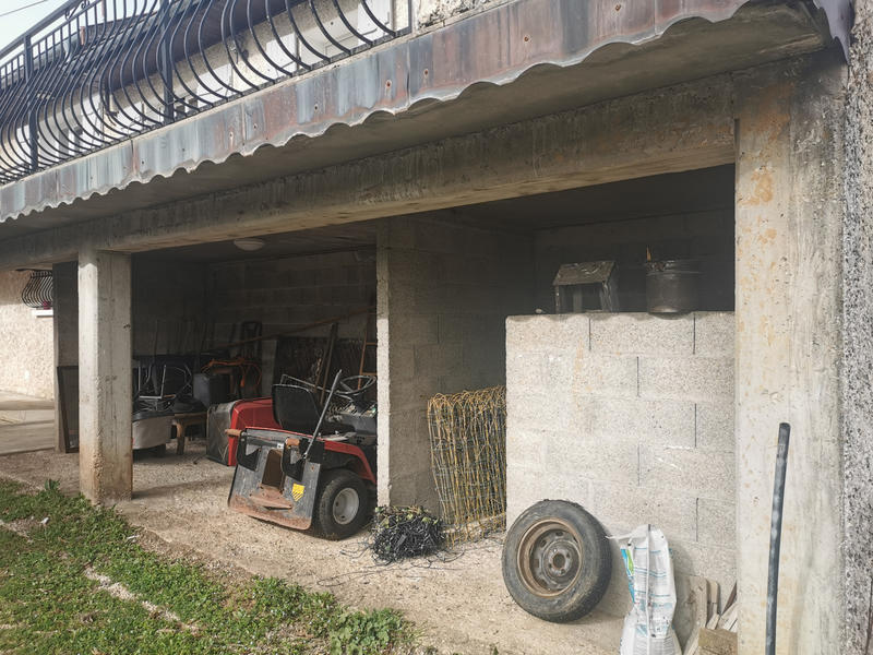 Maison - 225 m² - 9 pièces