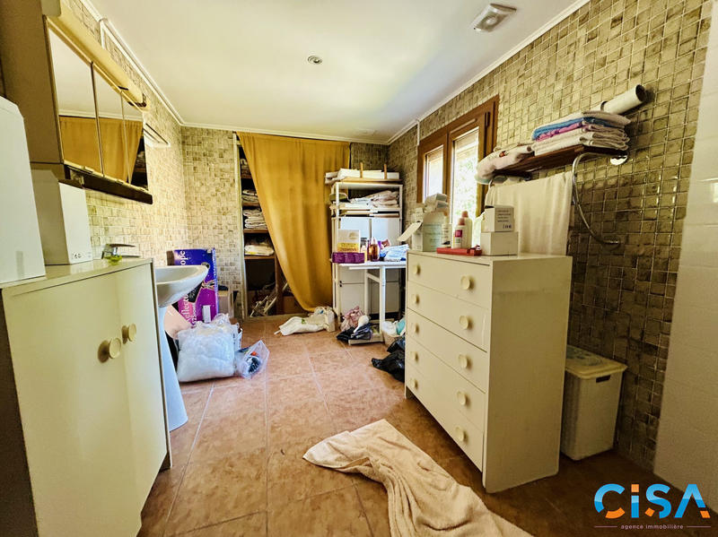 Maison - 190 m² - 7 pièces