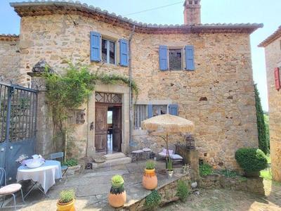 Maison - 150 m² - 8 pièces