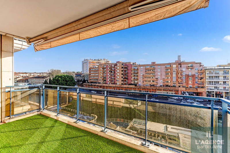 Appartement - 100 m² - 3 pièces