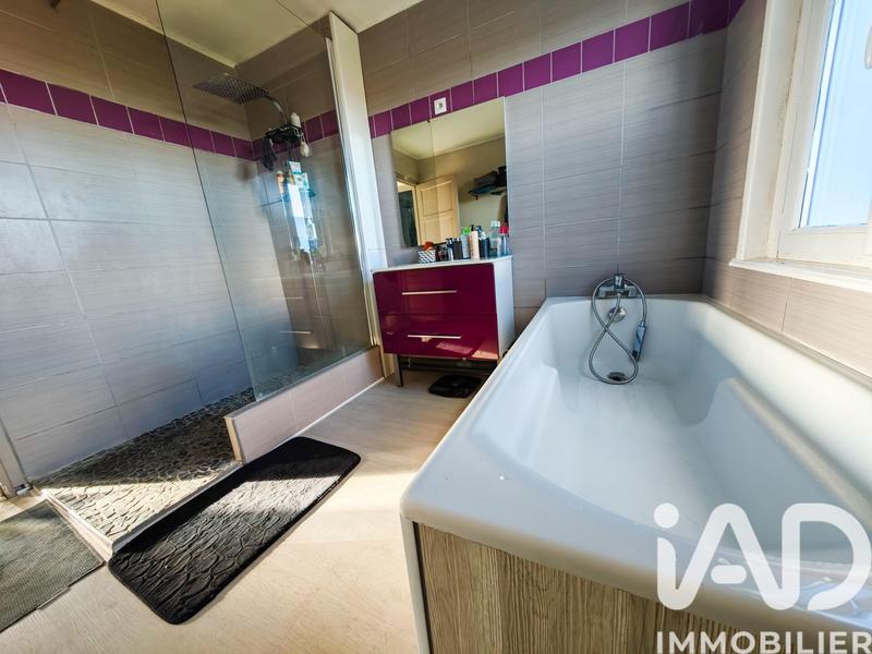 Maison de village - 84 m² - 4 pièces