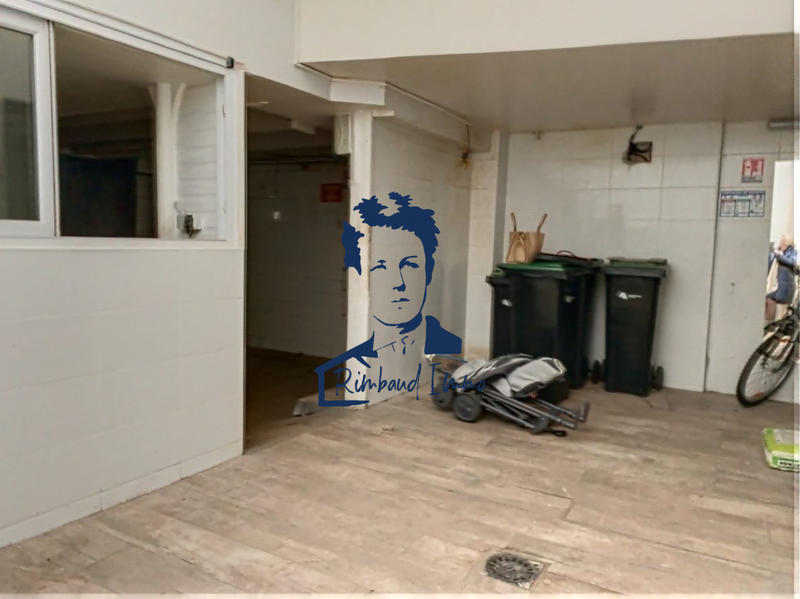 Local d'activités - 179 m² - 3 pièces