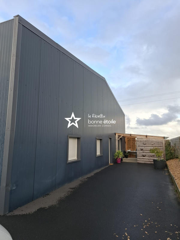 Local d'activités - 404 m²