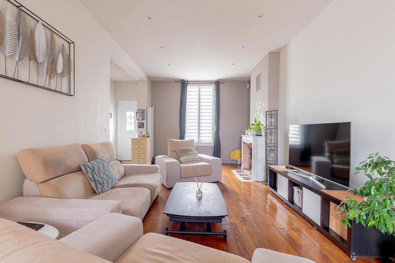 Maison - 190 m² - 7 pièces