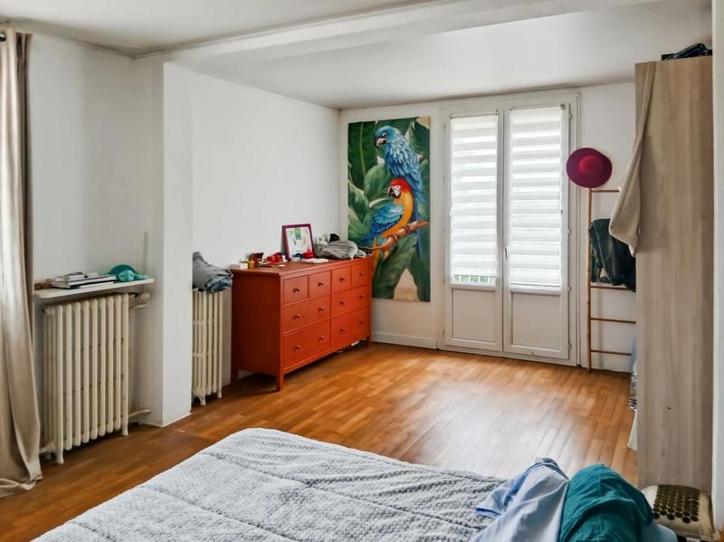 Maison - 90 m² - 5 pièces