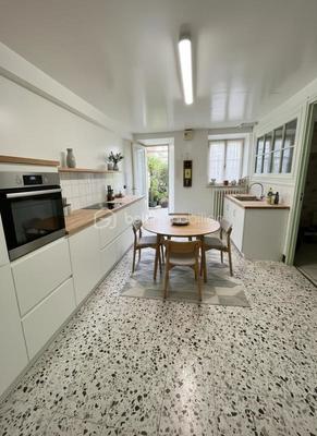 Maison - 84 m² - 4 pièces