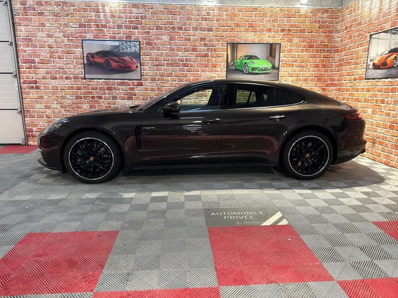 Porsche Panamera 462 cv